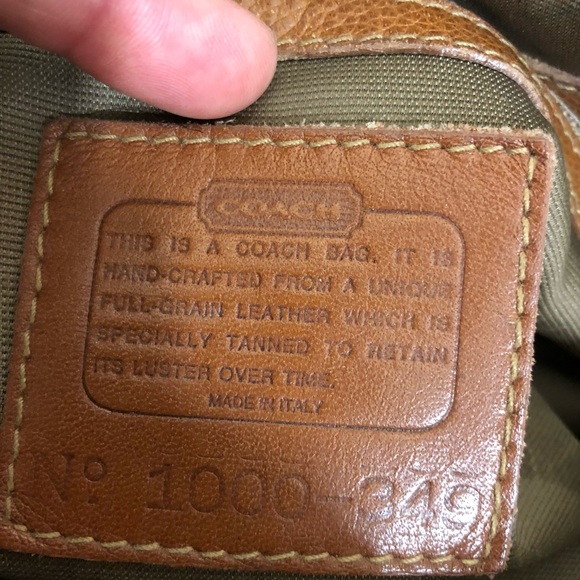 Vintage Coach British Tan crossbody bag ITALY - Picture 8 of 13